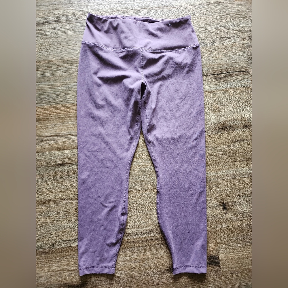 Yogalicious Squat Proof Legging, High Waist, V-Back, 7/8 Ankle Legging